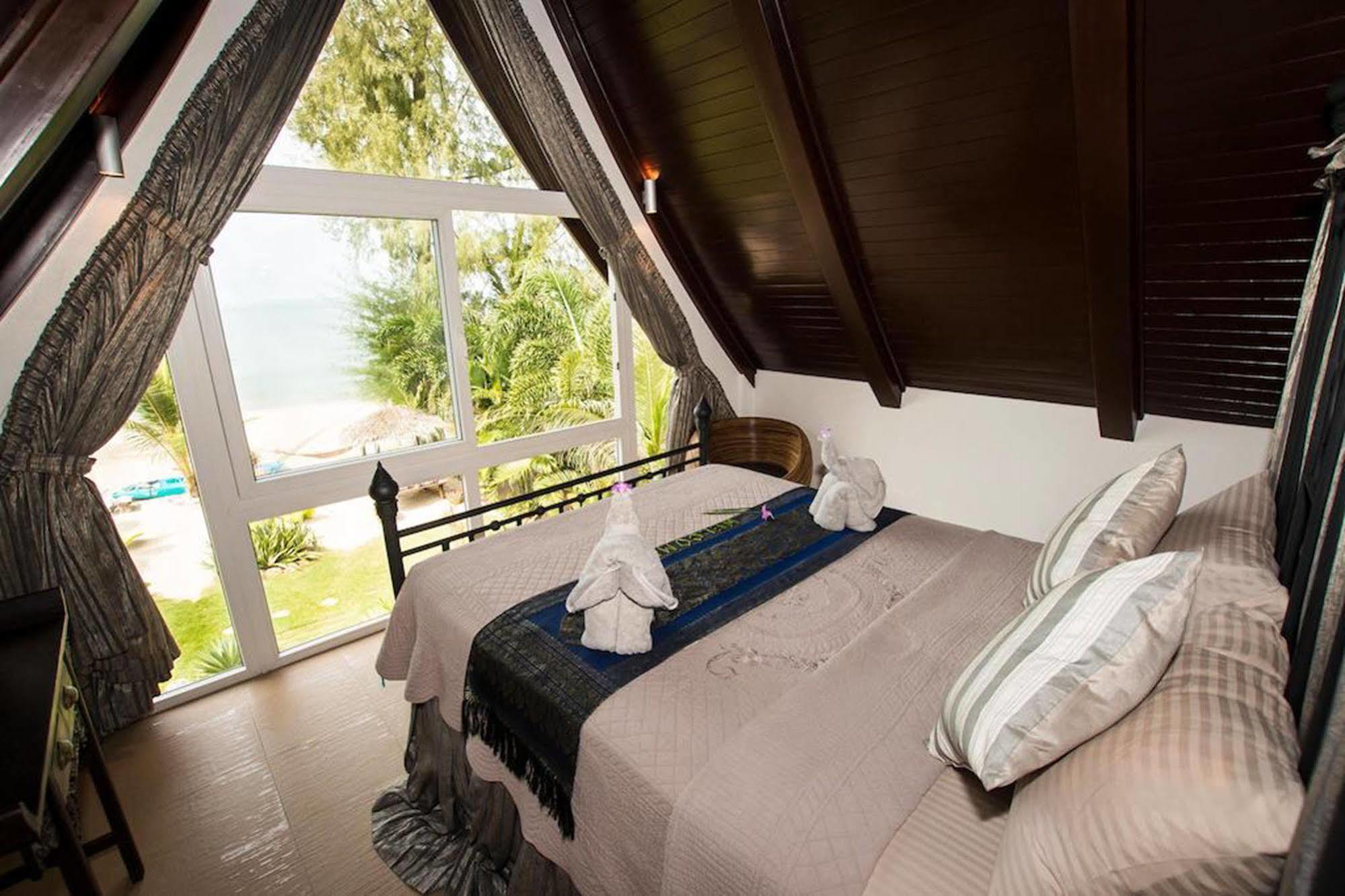 Siam Royal View Villas Koh Chang Exterior photo